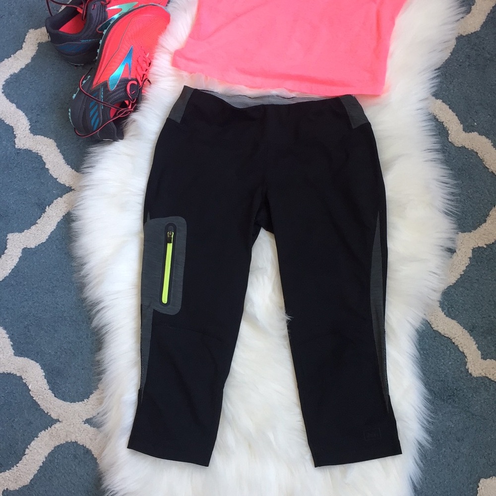 REI Co-Op Venturi Tech Capris